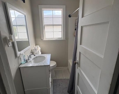 339 Glenwood Avenue - Photo Thumbnail 2