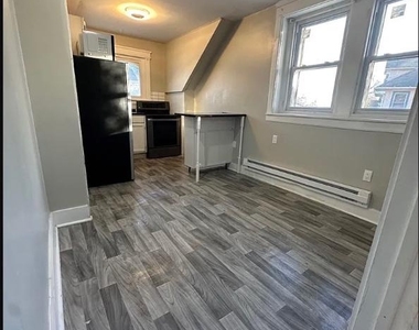 339 Glenwood Avenue - Photo Thumbnail 10