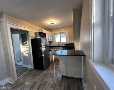 339 Glenwood Avenue - Photo Thumbnail 11
