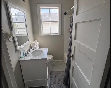 339 Glenwood Avenue - Photo Thumbnail 8