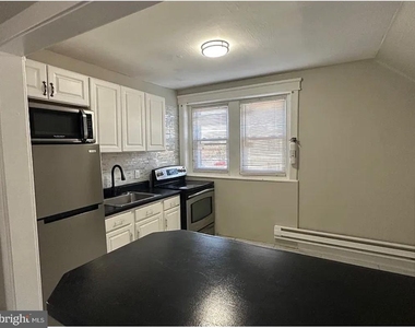 339 Glenwood Avenue - Photo Thumbnail 5