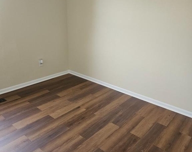 6341 Congress Court - Photo Thumbnail 7