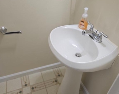 6341 Congress Court - Photo Thumbnail 5