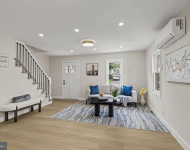 137 Ardsley Ave - Photo Thumbnail 8