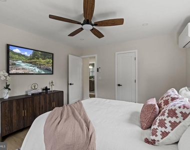 137 Ardsley Ave - Photo Thumbnail 19