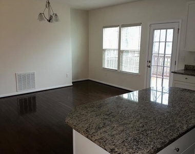 10 Parkers Mill Boulevard - Photo Thumbnail 13