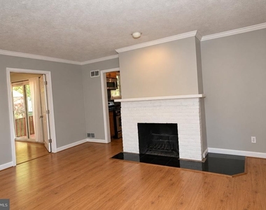 3104 Parker Avenue - Photo Thumbnail 2