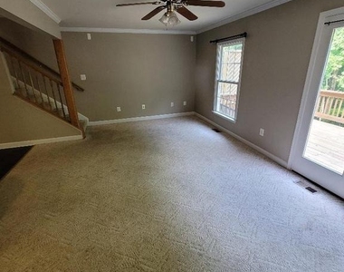 612 Currant Court - Photo Thumbnail 9