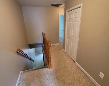 612 Currant Court - Photo Thumbnail 16