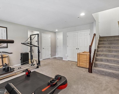 8132 Villaggio Drive - Photo Thumbnail 26