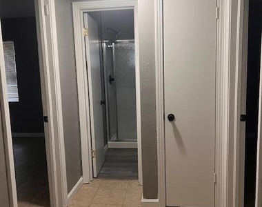 355 Saint Clair Street - Photo Thumbnail 6