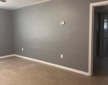355 Saint Clair Street - Photo Thumbnail 3