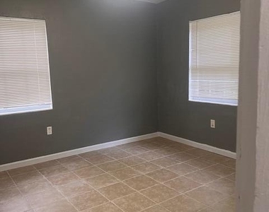 355 Saint Clair Street - Photo Thumbnail 8