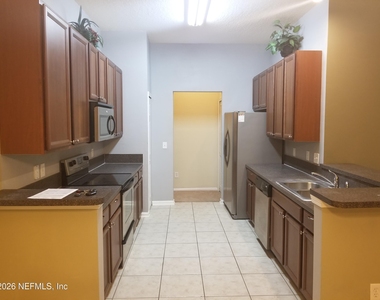 7053 Snowy Canyon Drive - Photo Thumbnail 5
