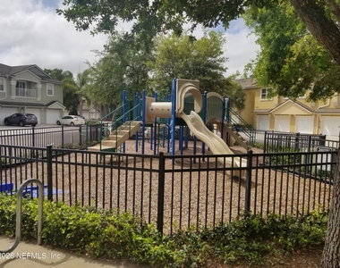 7053 Snowy Canyon Drive - Photo Thumbnail 24
