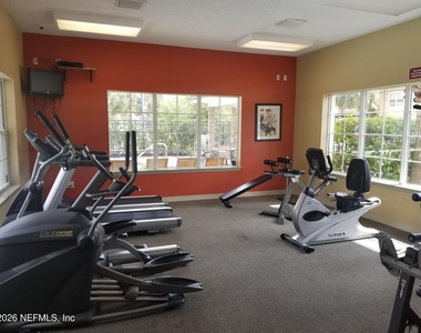7053 Snowy Canyon Drive - Photo Thumbnail 21