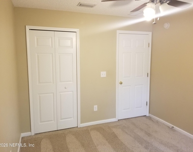 7053 Snowy Canyon Drive - Photo Thumbnail 17