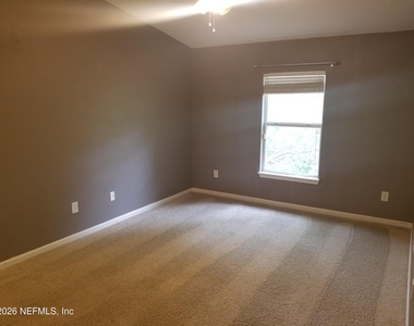 7053 Snowy Canyon Drive - Photo Thumbnail 10