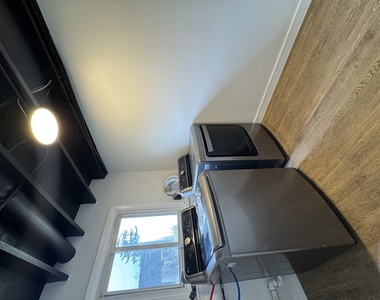 309 Northridge Avenue - Photo Thumbnail 8