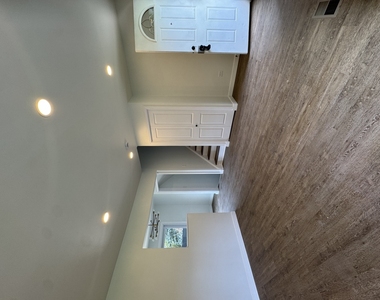 309 Northridge Avenue - Photo Thumbnail 1