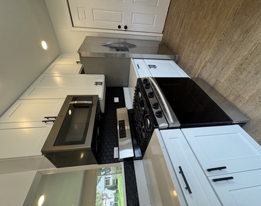 309 Northridge Avenue - Photo Thumbnail 3