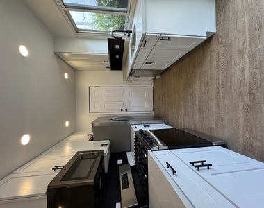 309 Northridge Avenue - Photo Thumbnail 2