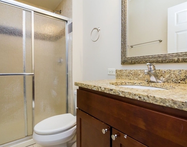 6503 N Claremont Avenue - Photo Thumbnail 11