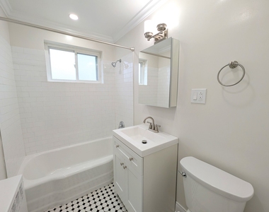 7551 N Bell Avenue - Photo Thumbnail 6