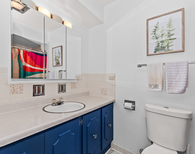 930 Hinman Avenue - Photo Thumbnail 9