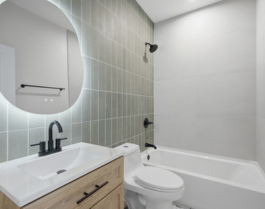 2307 S Marshall Boulevard - Photo Thumbnail 10