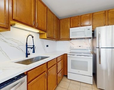 4220 Bonhill Drive - Photo Thumbnail 9