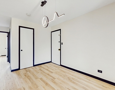 4220 Bonhill Drive - Photo Thumbnail 6