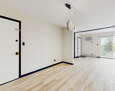 4220 Bonhill Drive - Photo Thumbnail 7