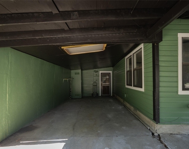 3111 Hicks Avenue - Photo Thumbnail 3