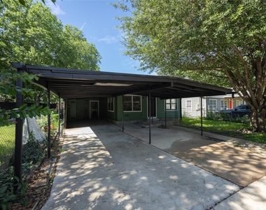 3111 Hicks Avenue - Photo Thumbnail 2