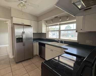 910 S Orlando Avenue - Photo Thumbnail 15