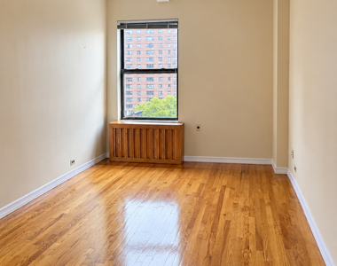 250 West 100th Street - Photo Thumbnail 1
