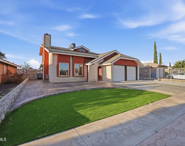1451 Sierra Bonita Drive - Photo Thumbnail 10