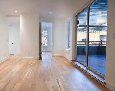246 Johnson Avenue - Photo Thumbnail 12