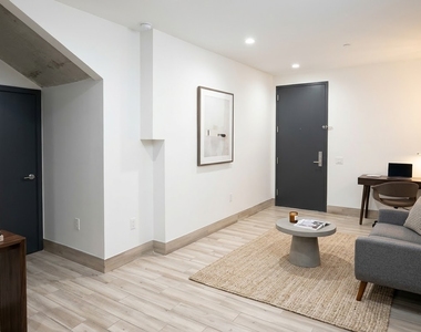889 Bushwick Avenue - Photo Thumbnail 4