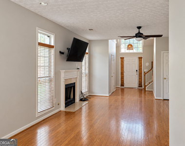 1412 Edgeley Way - Photo Thumbnail 8