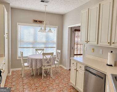 1412 Edgeley Way - Photo Thumbnail 5
