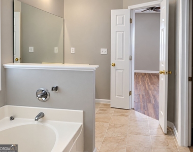 1412 Edgeley Way - Photo Thumbnail 12