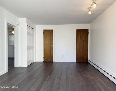 57 Franklin Avenue - Photo Thumbnail 4