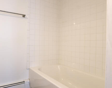 57 Franklin Avenue - Photo Thumbnail 12