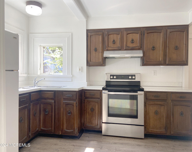 57 Franklin Avenue - Photo Thumbnail 8