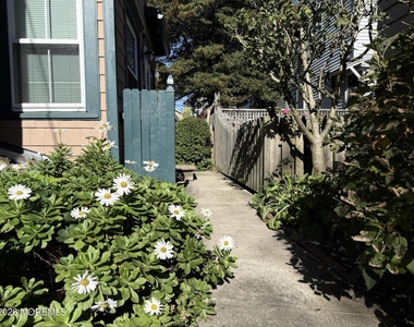 57 Franklin Avenue - Photo Thumbnail 14