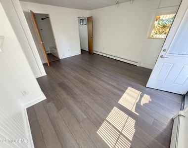 57 Franklin Avenue - Photo Thumbnail 2