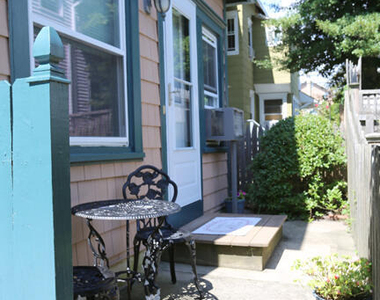 57 Franklin Avenue - Photo Thumbnail 6