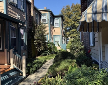 57 Franklin Avenue - Photo Thumbnail 15
